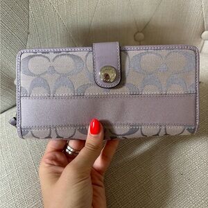 Purple Vintage Coach Wallet | Like New